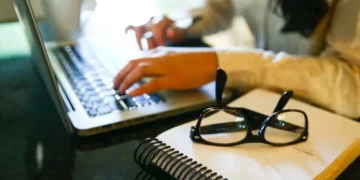 Crédito é a principal demanda de mulheres empreendedoras em conferência em Brasília