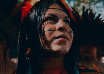 Atriz indígena trans estrela filme sobre o primeiro mártir da LGBTfobia no Brasil