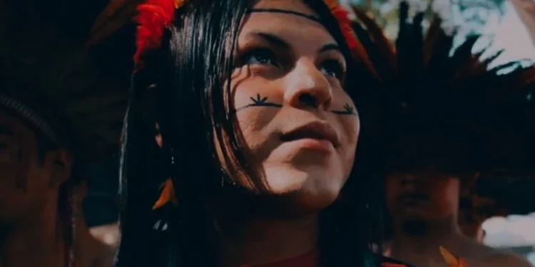 Atriz indígena trans estrela filme sobre o primeiro mártir da LGBTfobia no Brasil